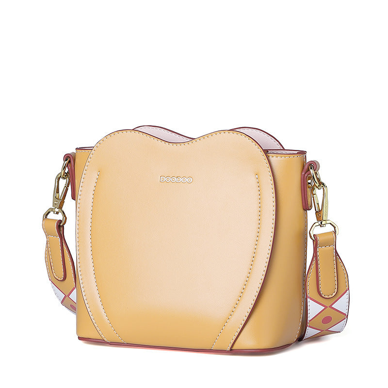 Fashionable Women's Heart-Shaped Shoulder Bucket Bag