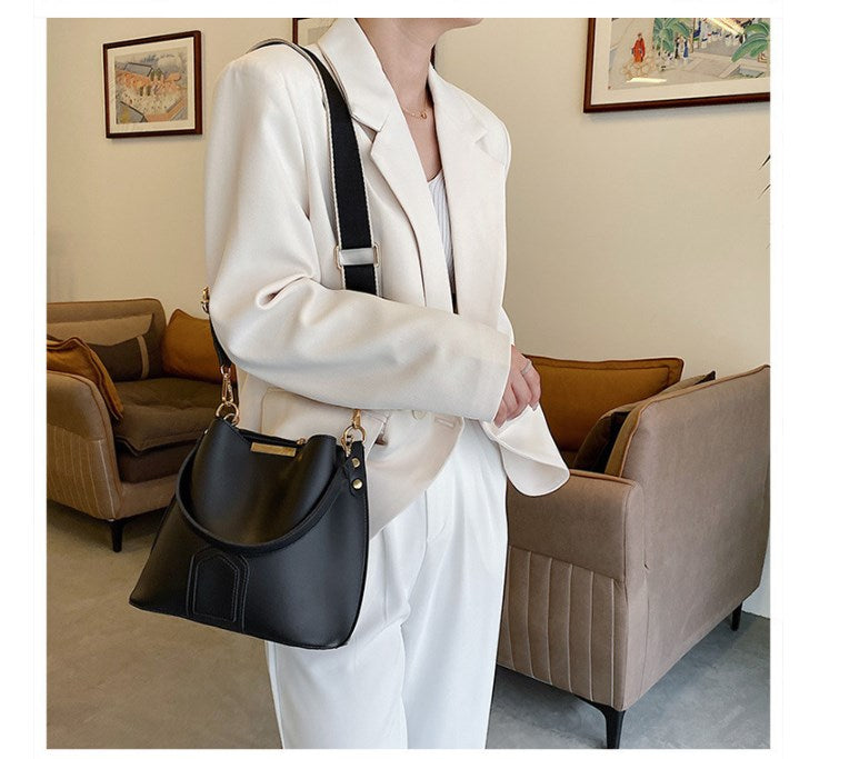 Trendy Color-Block Women's Bucket Bag for 2019