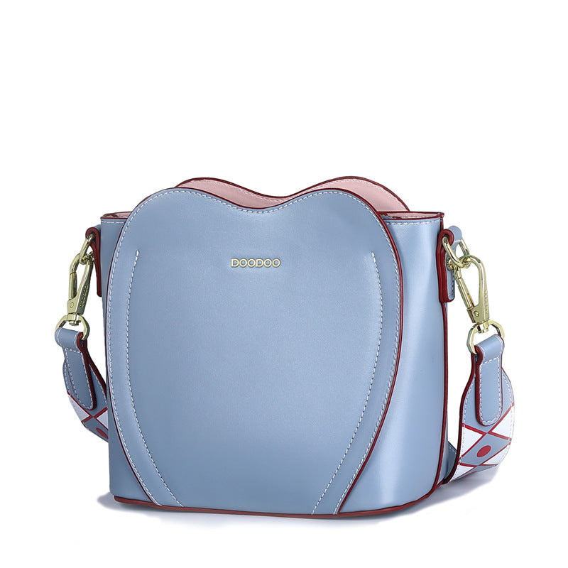 Fashionable Women's Heart-Shaped Shoulder Bucket Bag