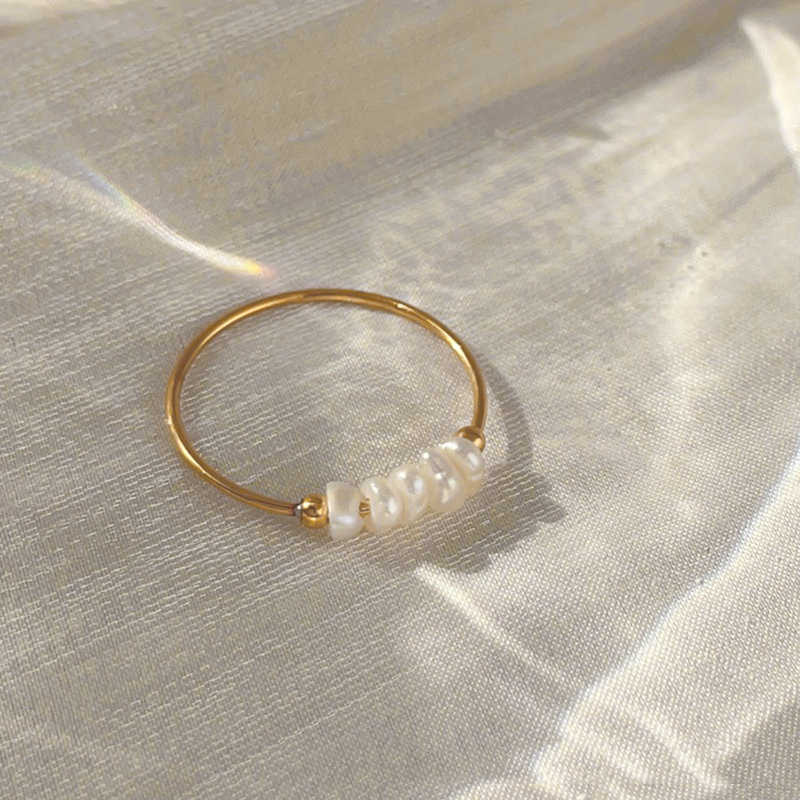French Natural Baroque pearl Ring